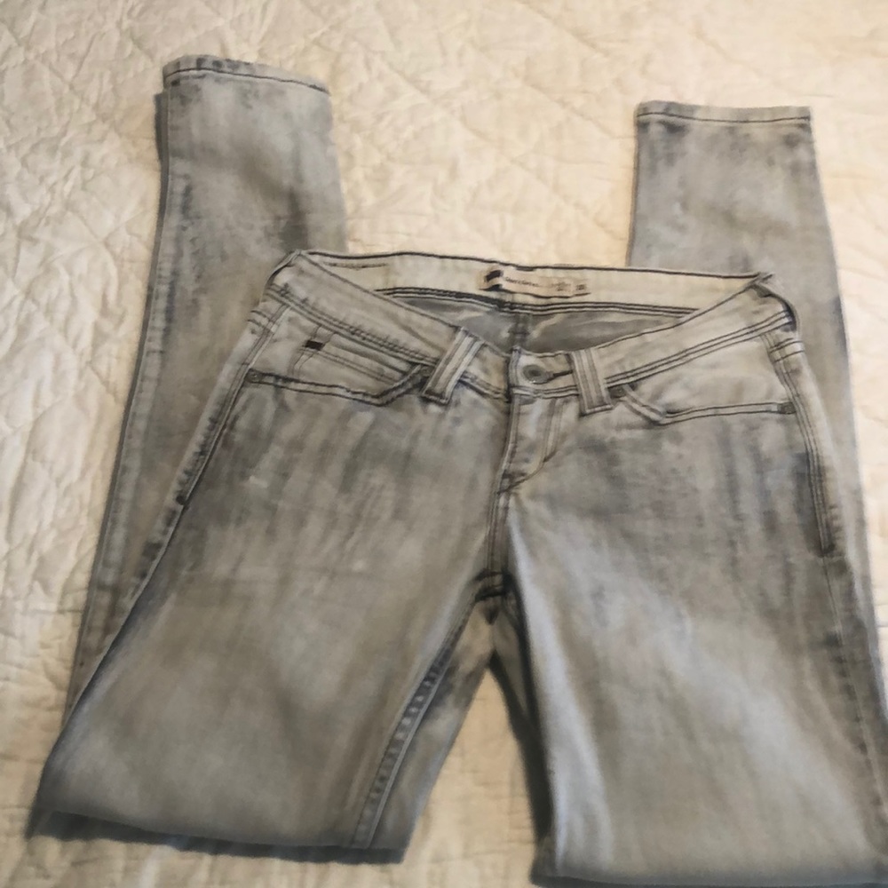 Levi’s Demi Curve Low Rise Skinny 26 jeans gray